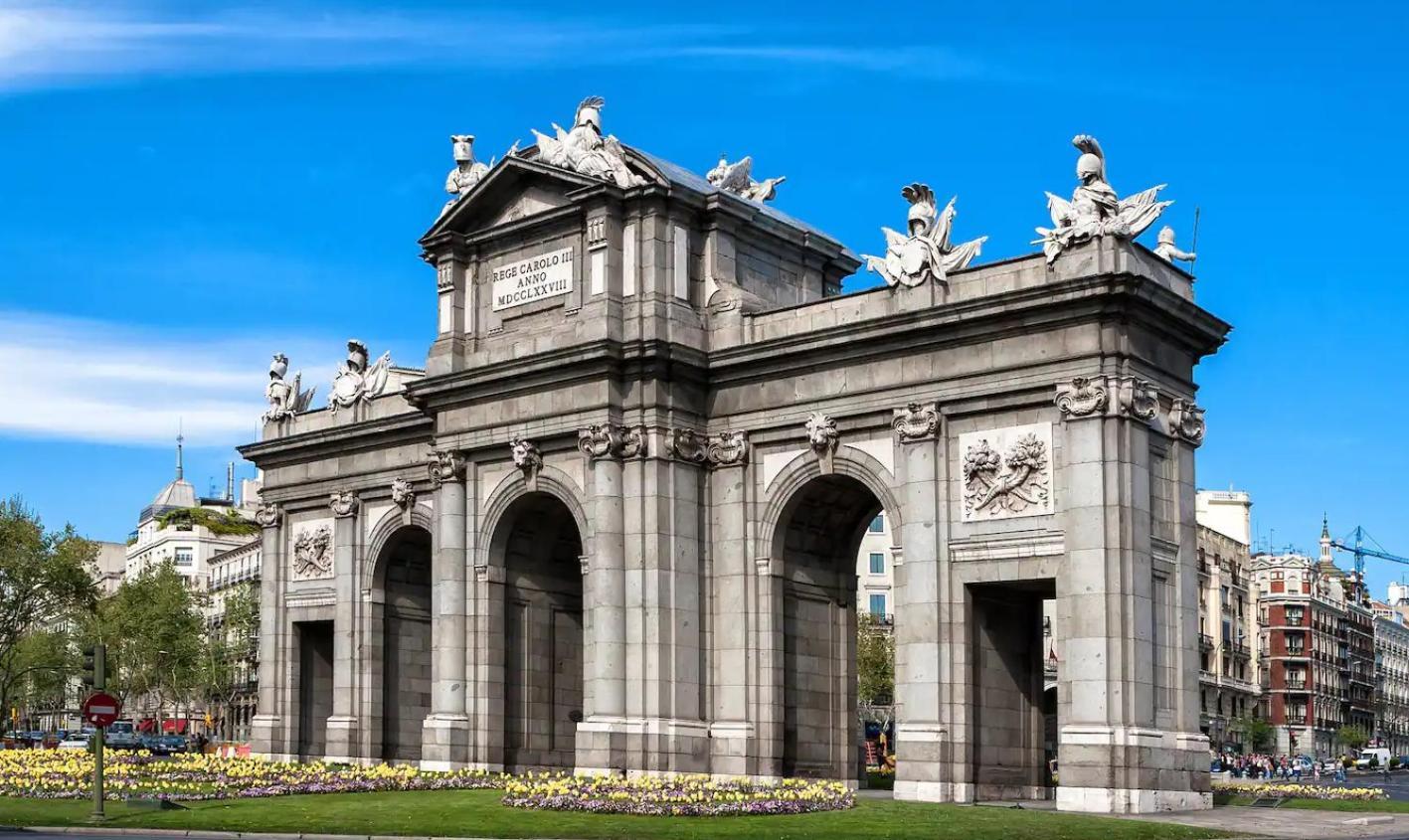 Estudio Con Vistas Alcalaretiro Madrid Exteriér fotografie